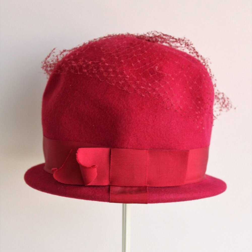 Vintage 1960s Hat, Red Wool Felt with Veil Trim and Bow, Millinery